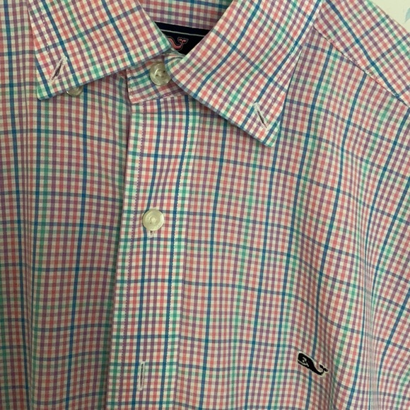 Vineyard Vines MENS size SMALL shirt. - Picture 2 of 3